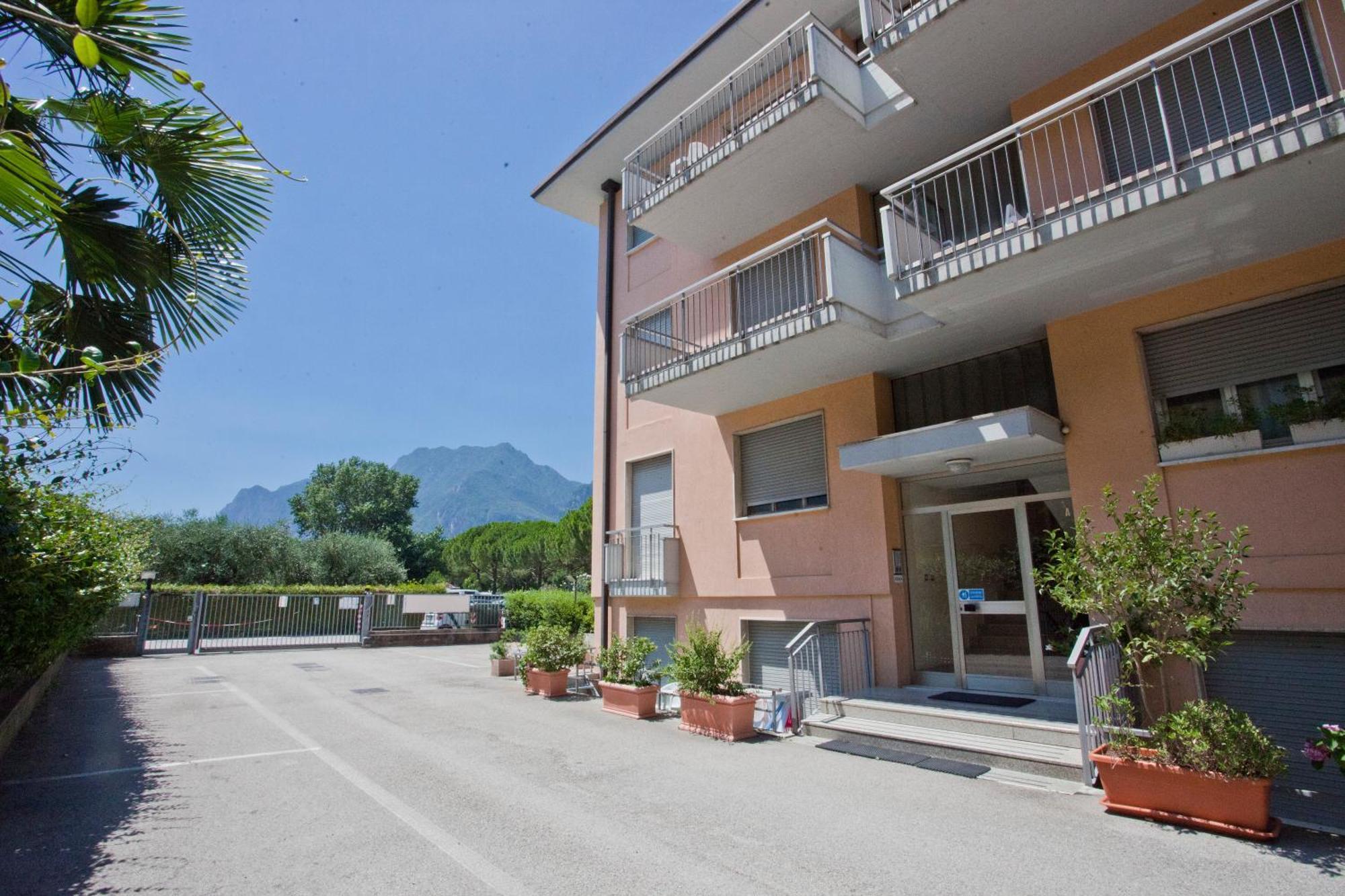 Appartement La Casa Di Lavinia à Torbole Sul Garda Extérieur photo